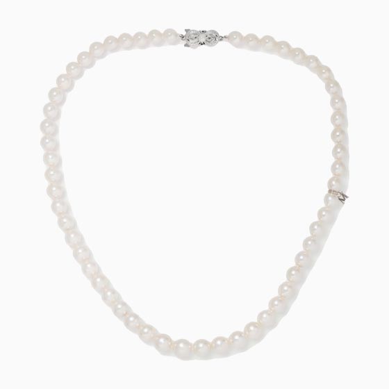 best jewelry brands white gold pearl necklace - Luxe Digital